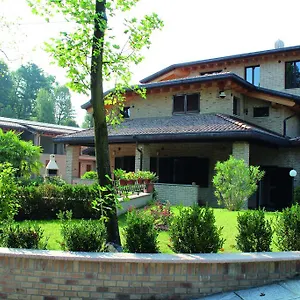 Maison D'elite , Seregno Italië